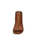 ELENA IACHI  E3382 Sughero